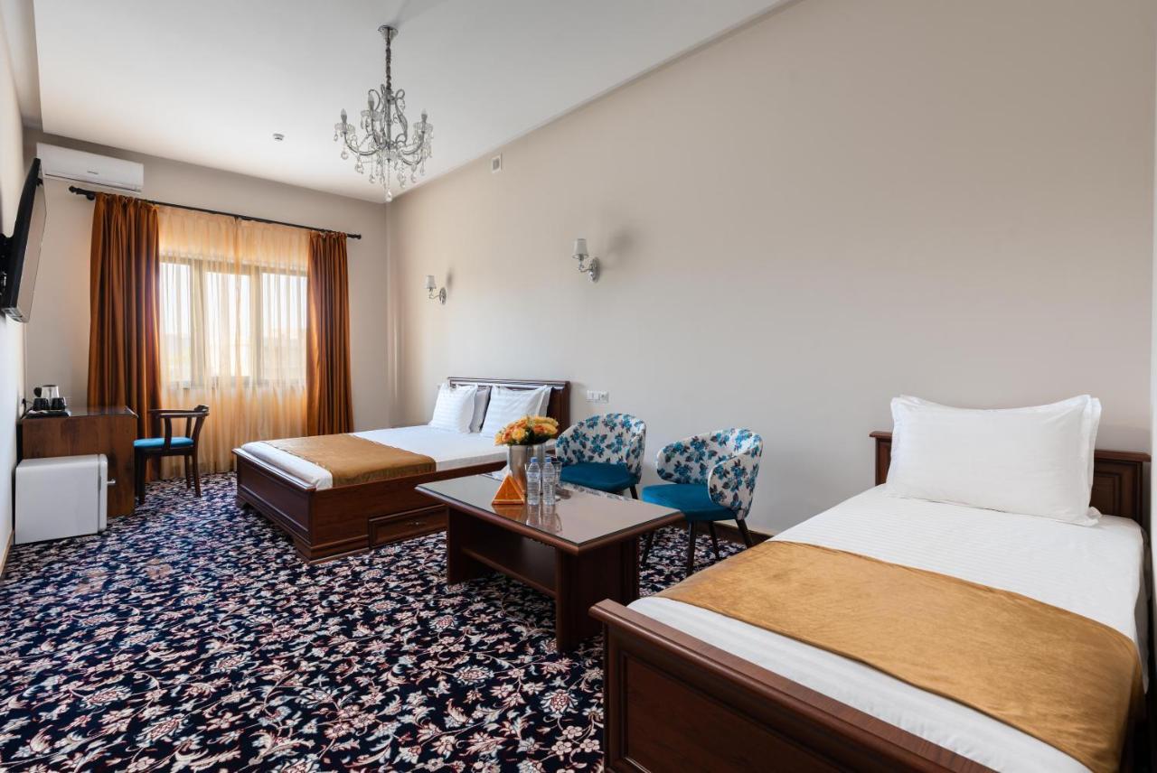 Aqua Hotel Tachkent Extérieur photo