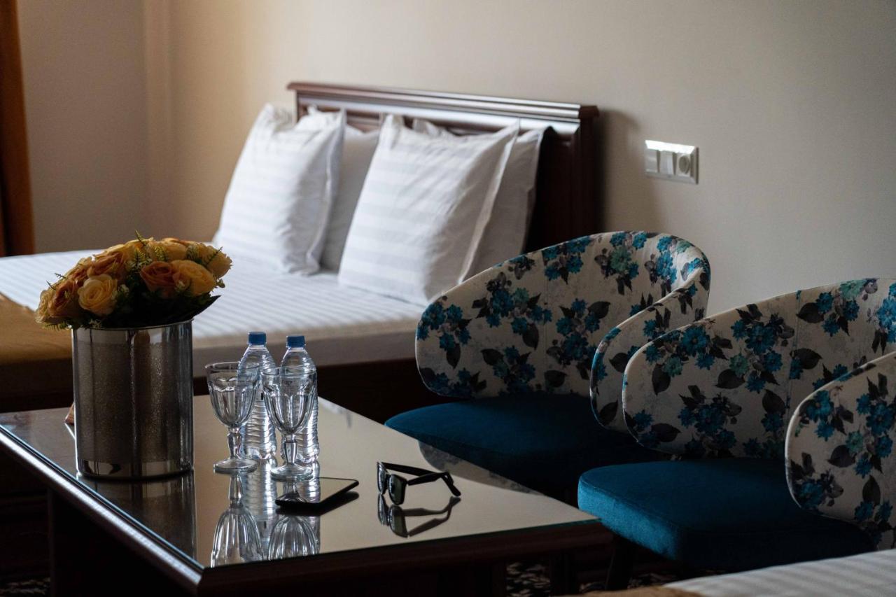 Aqua Hotel Tachkent Extérieur photo
